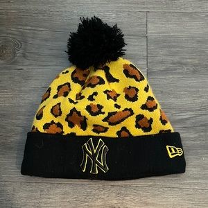 NY Yankees cheetah print winter hat